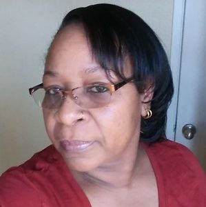 Meet your Posher, Lynnette